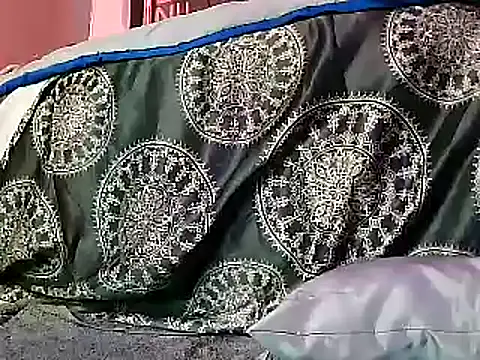 Snapshot of DarkHorse89 chatting on 10-07-25, 01:52 DarkHorse89 online show from 10-07-25, 01:52