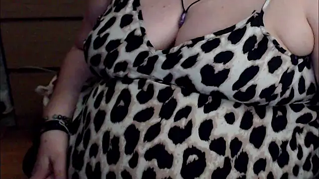 Snapshot of mayasmith chatting on 05-26-26, 06:48 mayasmith online show from 05-26-26, 06:48