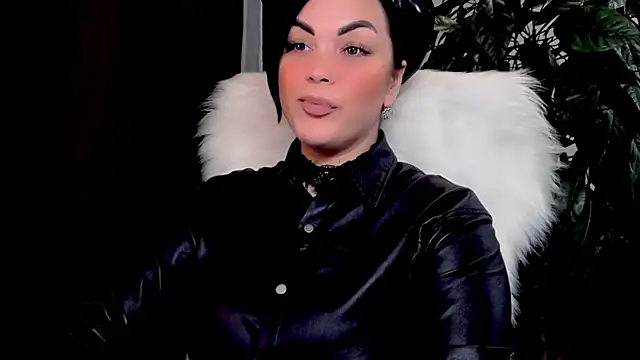 Snapshot of QueenOfUrKink chatting on 02-12-26, 07:53 QueenOfUrKink online show from 02-12-26, 07:53