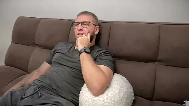 Bear bear  online show from 12-28-24, 01:28