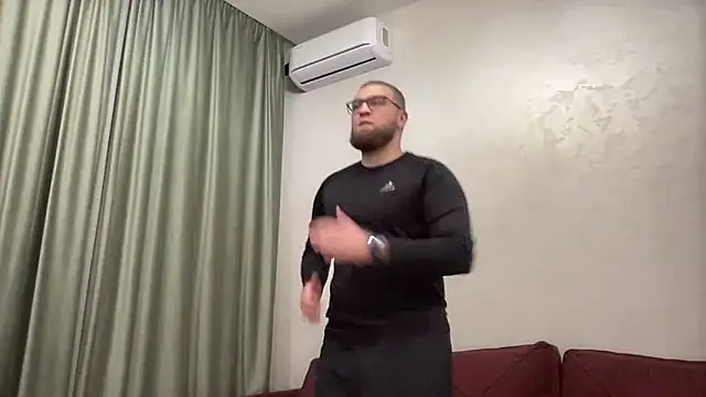 Bear bear  online show from 02-10-25, 04:14