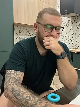 Bear bear  online show from 02-22-25, 03:58