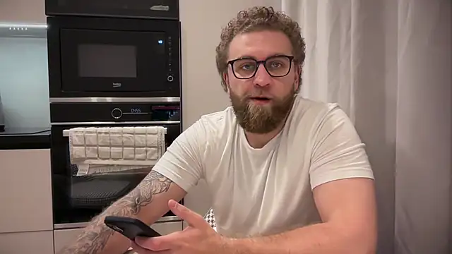 Bear bear  online show from 07-09-26, 11:25