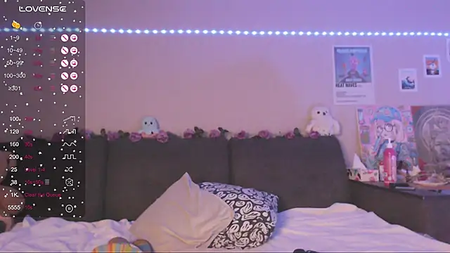 MiaMiaMeow online show from 01-13-25, 02:11