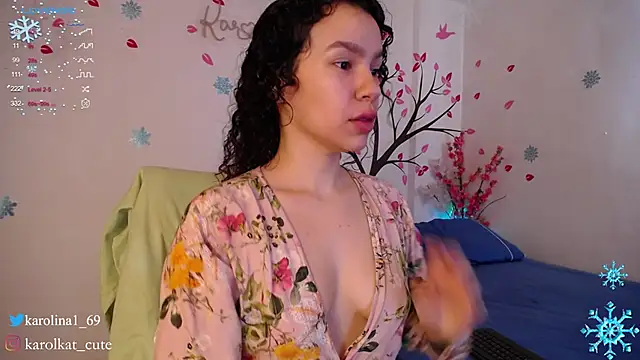 Karolina 1 online show from 12-20-24, 01:43