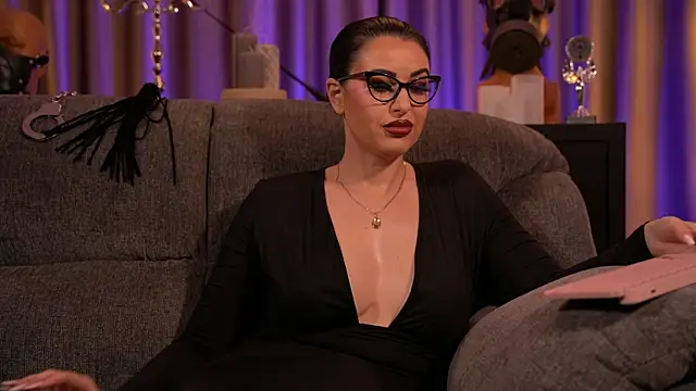 kelly kent online show from 03-08-25, 01:50