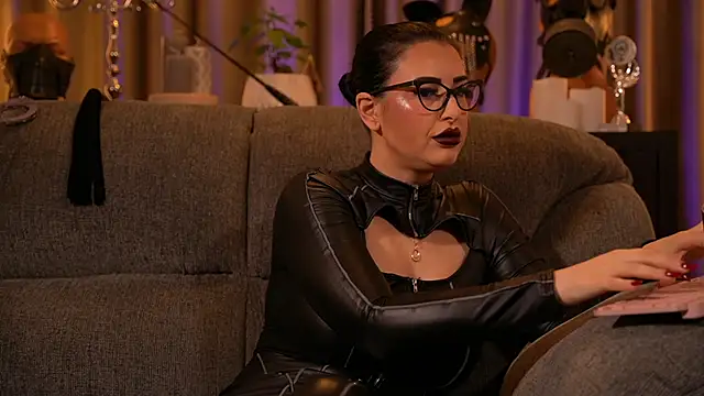 kelly kent online show from 10-24-25, 11:34