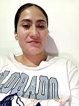 Snapshot of francesca_baker1007 chatting on 02-15-25, 09:48 francesca baker1007 online show from 02-15-25, 09:48