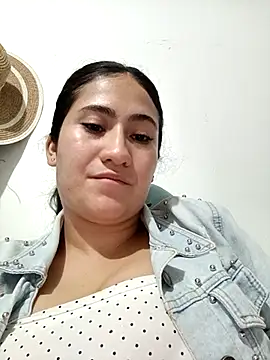 Snapshot of francesca_baker1007 chatting on 02-16-25, 10:32 francesca baker1007 online show from 02-16-25, 10:32