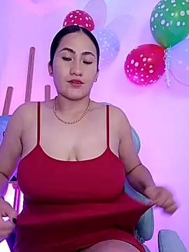 Snapshot of francesca_baker1007 chatting on 03-22-25, 02:05 francesca baker1007 online show from 03-22-25, 02:05