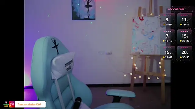 Snapshot of francesca_baker1007 chatting on 10-26-25, 12:49 francesca baker1007 online show from 10-26-25, 12:49