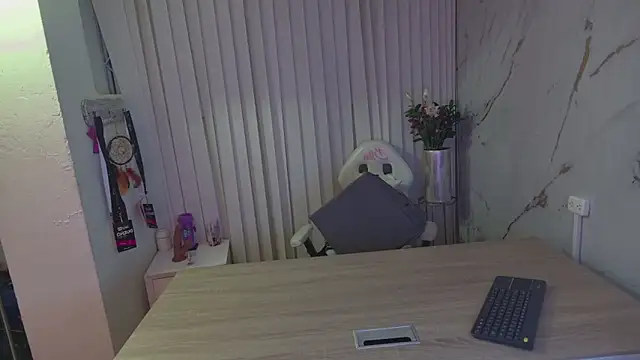 Scarlett collins02 online show from 02-01-25, 04:03