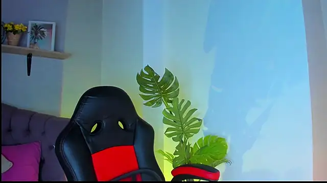 Gretta Queen online show from 04-28-26, 06:35