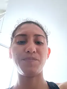 Snapshot of valeriaswang_Lucas chatting on 01-14-25, 07:43 valeriaswang Lucas online show from 01-14-25, 07:43