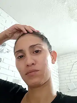 Snapshot of valeriaswang_Lucas chatting on 09-12-25, 02:33 valeriaswang Lucas online show from 09-12-25, 02:33