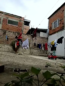 Snapshot of valeriaswang_Lucas chatting on 10-08-25, 03:53 valeriaswang Lucas online show from 10-08-25, 03:53