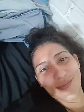 Snapshot of valeriaswang_Lucas chatting on 12-22-25, 07:33 valeriaswang Lucas online show from 12-22-25, 07:33