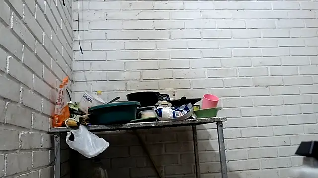 Snapshot of valeriaswang_Lucas chatting on 03-14-26, 03:12 valeriaswang Lucas online show from 03-14-26, 03:12