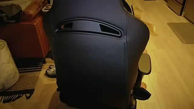 HungandThickLatin online show from 12-22-25, 03:25