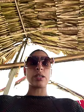 charlotte stevenss  online show from 02-12-25, 04:22