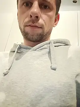 Snapshot of Addiii89 chatting on 11-06-25, 10:10 Addiii89 online show from 11-06-25, 10:10