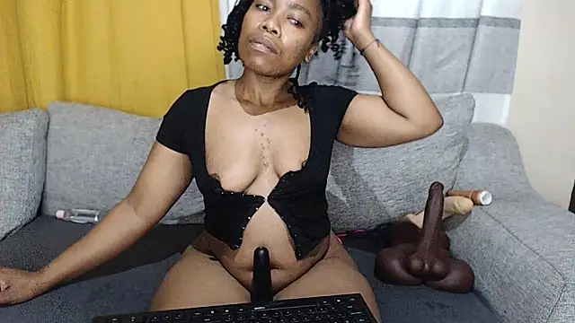 BELINDAXXXXX online show from 10-25-25, 12:29