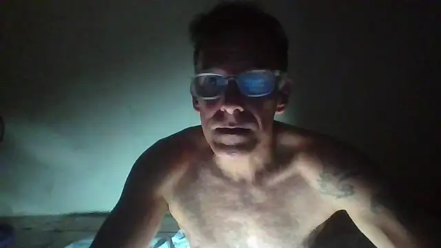 Snapshot of CaptainFox chatting on 07-14-26, 02:05 CaptainFox online show from 07-14-26, 02:05