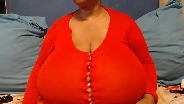 CUTEFIRMMELONSS online show from 02-15-26, 05:15