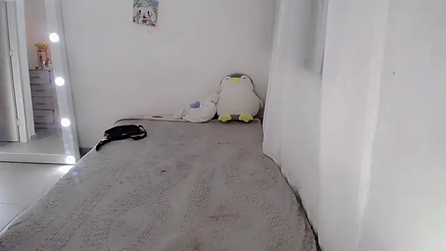 Youlittlepervertt  online show from 06-14-26, 02:20