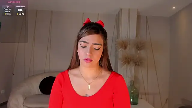 Snapshot of MariamRivera_ chatting on 01-31-25, 03:52 MariamRivera online show from 01-31-25, 03:52