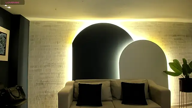 Snapshot of MariamRivera_ chatting on 02-02-25, 03:54 MariamRivera online show from 02-02-25, 03:54