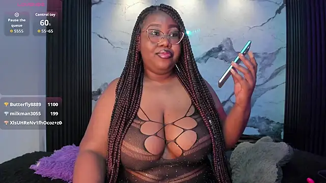 Darnellqueen online show from 05-15-26, 10:17