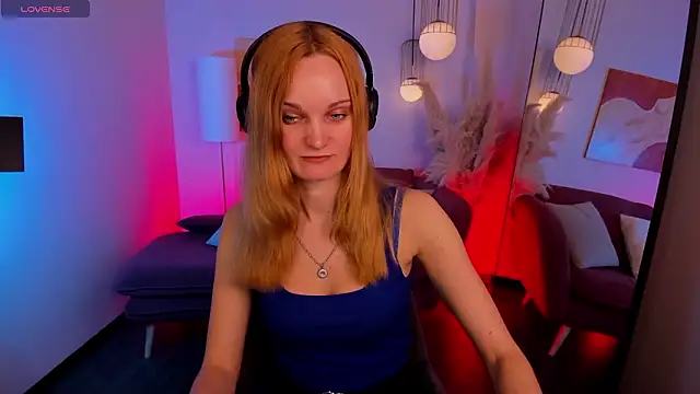 Snapshot of SaraSubtlety chatting on 03-09-26, 01:15 SaraSubtlety online show from 03-09-26, 01:15