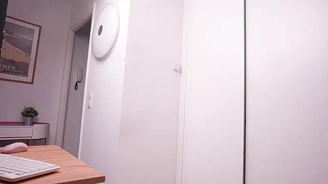 Snapshot of Bella_Twine chatting on 02-16-25, 04:42 Bella Twine online show from 02-16-25, 04:42