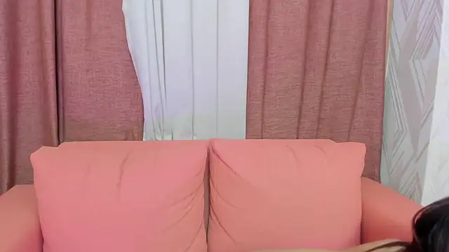 Snapshot of lara_murphy chatting on 02-06-25, 11:26 lara murphy online show from 02-06-25, 11:26