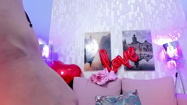 Snapshot of lara_murphy chatting on 02-12-25, 07:35 lara murphy online show from 02-12-25, 07:35