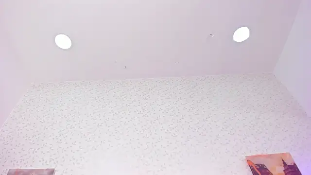 Snapshot of lara_murphy chatting on 10-13-25, 01:49 lara murphy online show from 10-13-25, 01:49