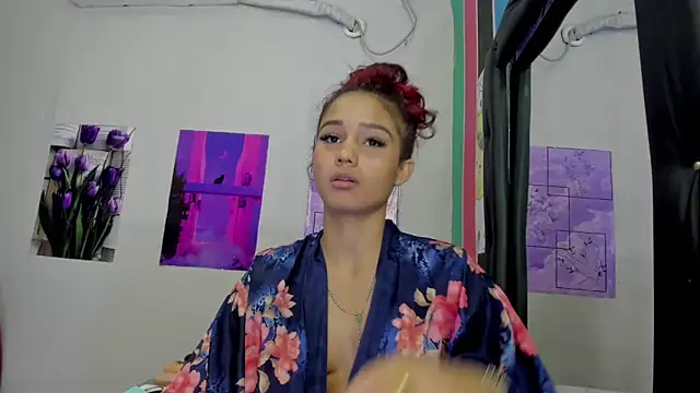 Snapshot of MarianaManzur chatting on 03-11-25, 04:51 MarianaManzur online show from 03-11-25, 04:51