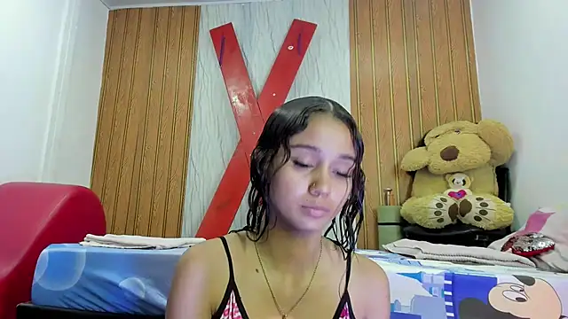 Snapshot of MarianaManzur chatting on 03-08-26, 07:39 MarianaManzur online show from 03-08-26, 07:39