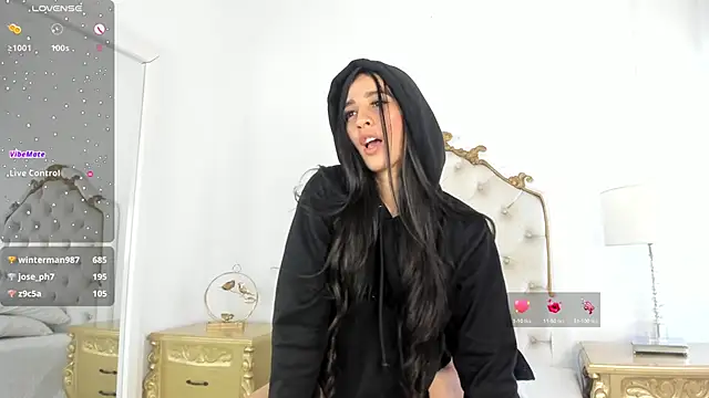 Valentina Ross  online show from 02-07-25, 03:30