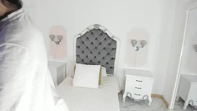 Valentina Ross  online show from 03-14-26, 12:10