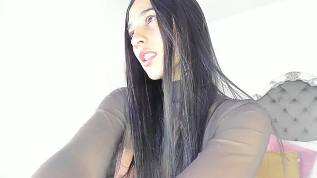 Valentina Ross  online show from 07-01-26, 12:07