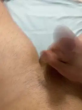 Snapshot of Pascutt chatting on 02-21-26, 10:44 Pascutt online show from 02-21-26, 10:44