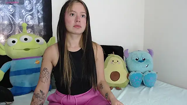 Snapshot of it_l chatting on 12-04-24, 01:20 it l online show from 12-04-24, 01:20