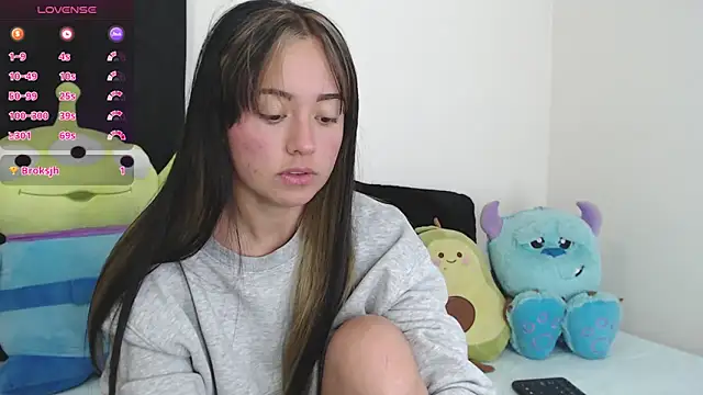 Snapshot of it_l chatting on 12-05-24, 10:12 it l online show from 12-05-24, 10:12