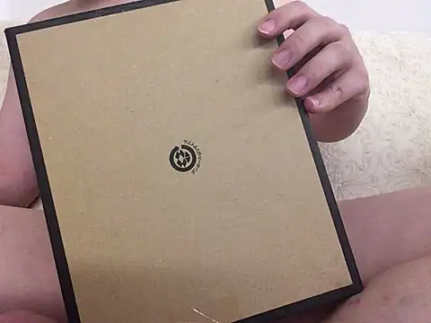 Snapshot of takayuki19b chatting on 01-18-26, 03:38 takayuki19b online show from 01-18-26, 03:38