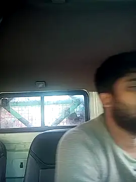 Snapshot of Driver-naru chatting on 11-05-25, 03:06 Driver-naru online show from 11-05-25, 03:06