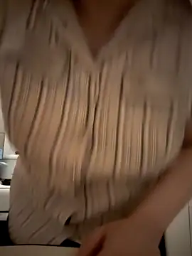 Snapshot of She-devilx chatting on 06-19-26, 11:08 She-devilx online show from 06-19-26, 11:08