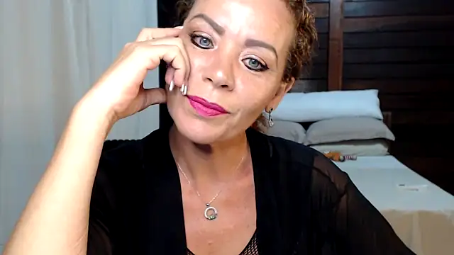 BarbaraDominatrix online show from 06-12-26, 06:29