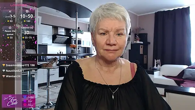 roxana brooks online show from 04-06-26, 02:18